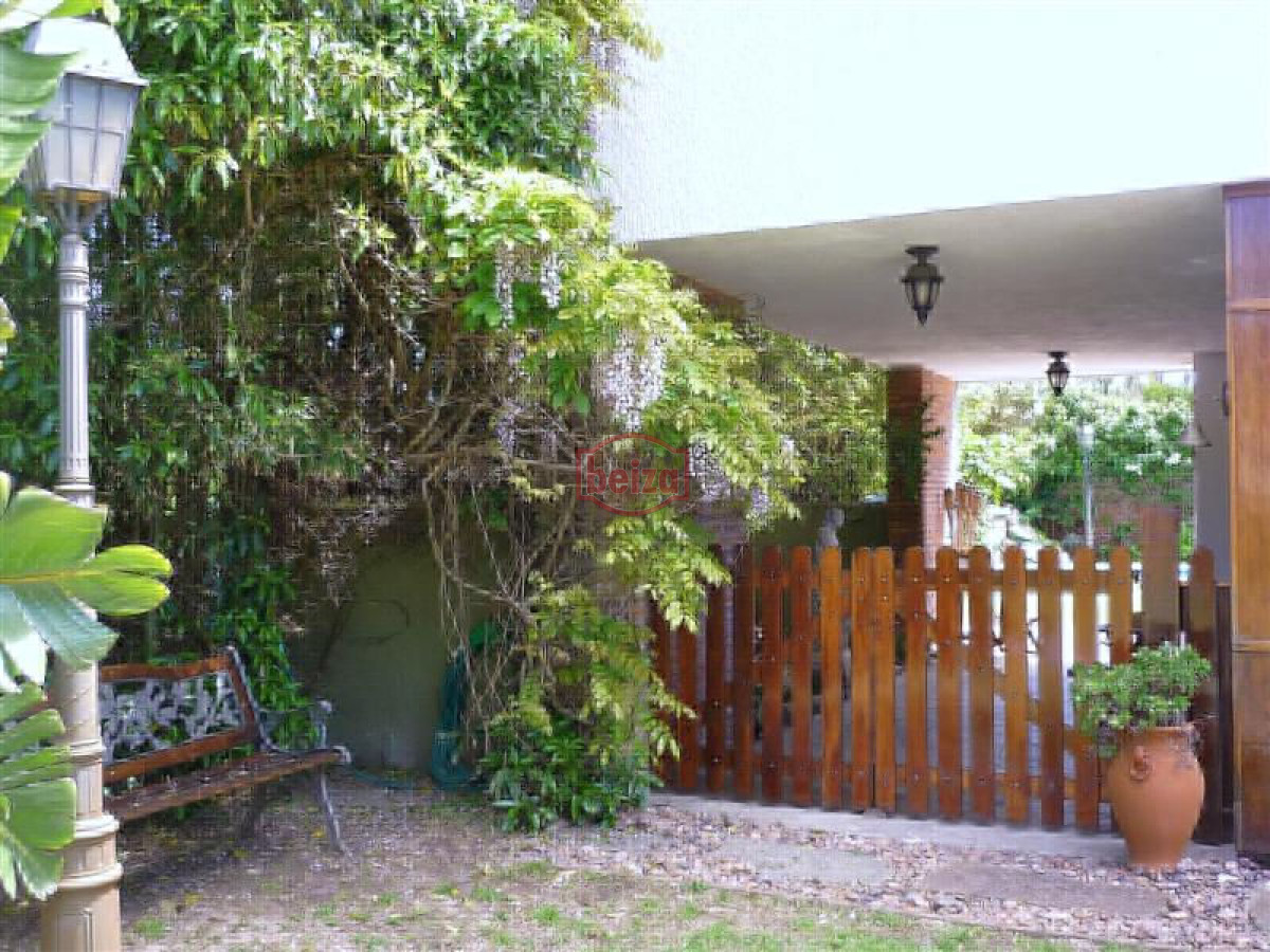 Casa ID.163241/alquiler-4-Dormit-pileta - Casa en Mansa, 5 dormitorios