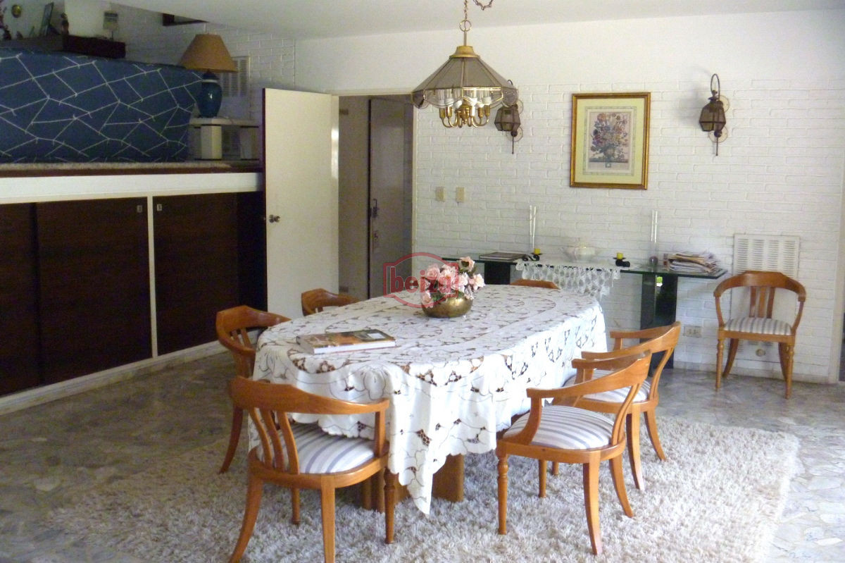 Casa ID.163340/En-venta-y-Alquiler..-imperdible-oportunidad..-a-metros-del-mar!!! - Casa en Mansa, 3 dormitorios *