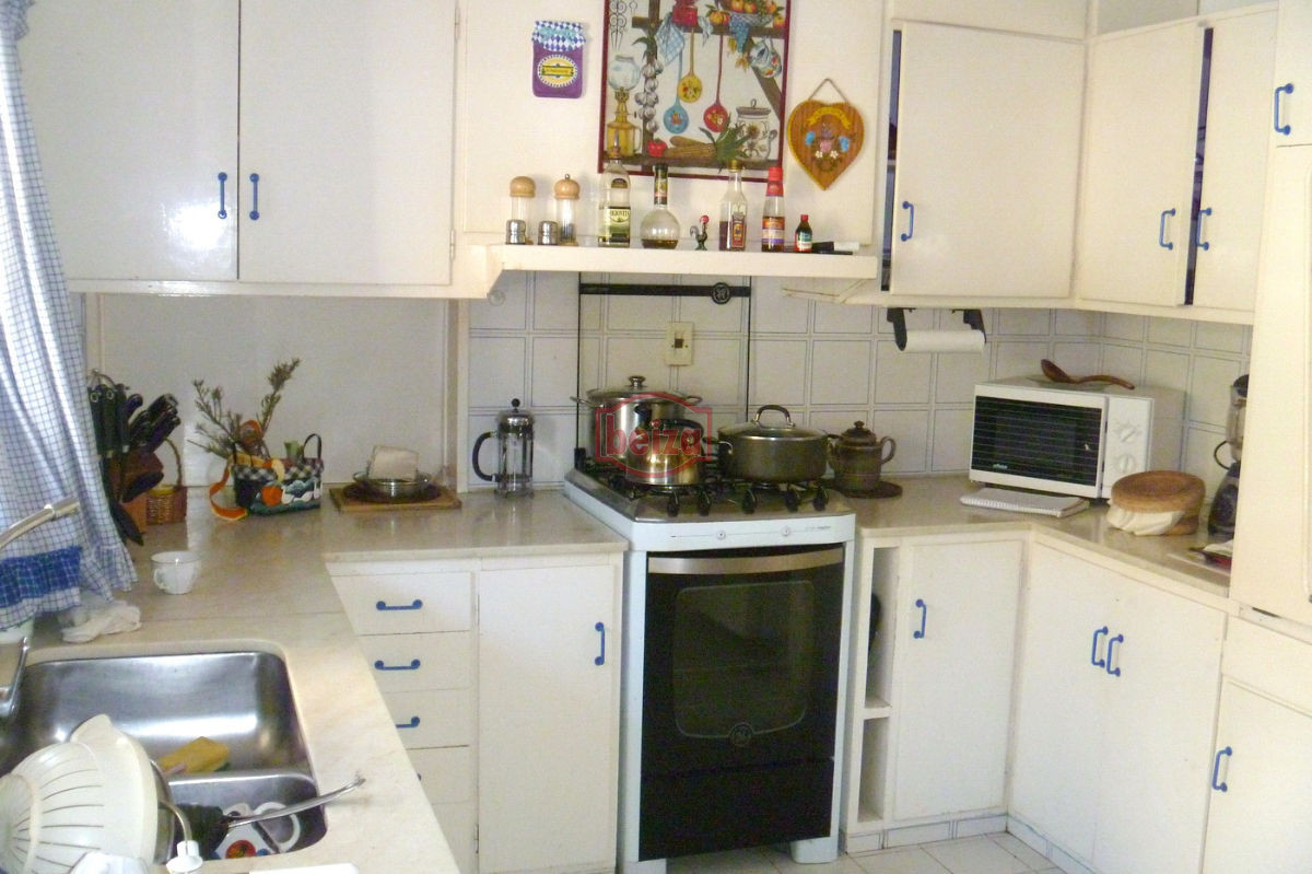 Casa ID.163340/En-venta-y-Alquiler..-imperdible-oportunidad..-a-metros-del-mar!!! - Casa en Mansa, 3 dormitorios *