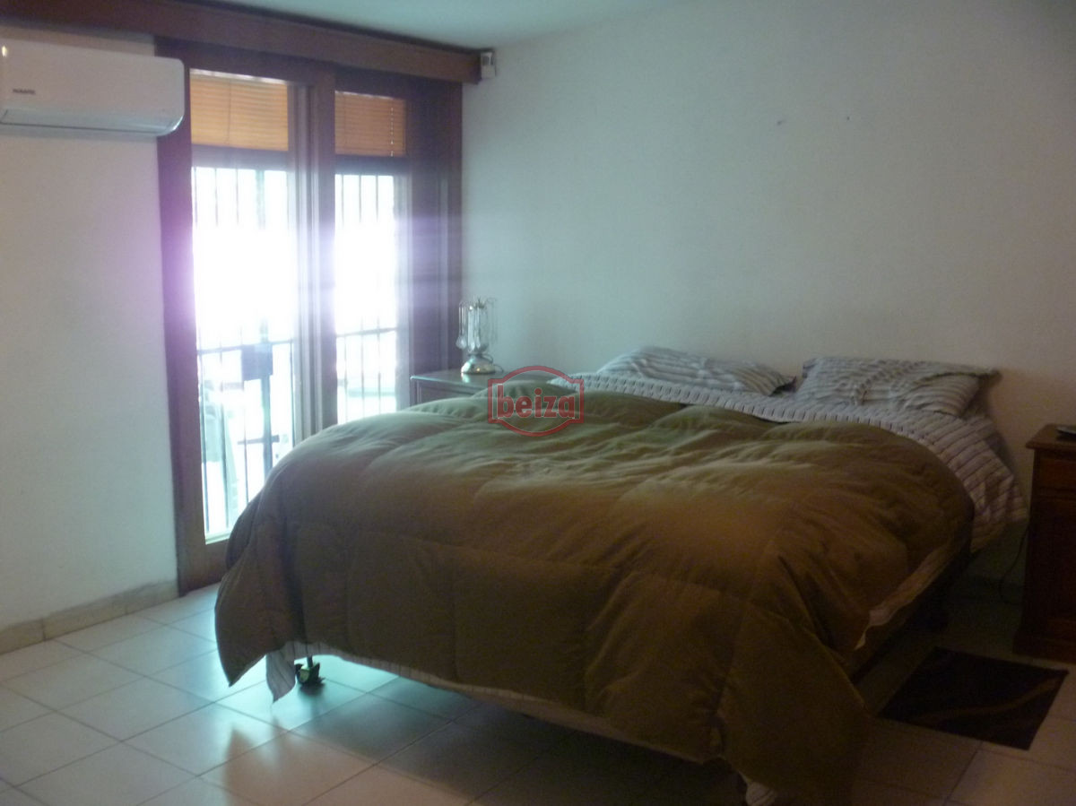 Casa ID.163350/Casa-en-venta-en-zona-cantegril - Casa en Roosevelt, 4 dormitorios *