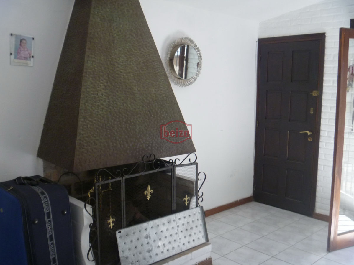 Casa ID.163350/Casa-en-venta-en-zona-cantegril - Casa en Roosevelt, 4 dormitorios *