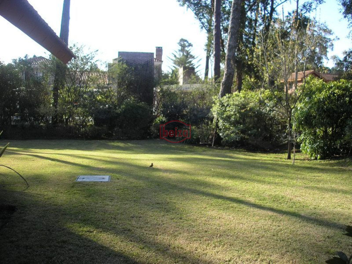 Casa ID.163123/Casa-en-Mansa,-3-dormitorios- - Casa en Mansa, 5 dormitorios *