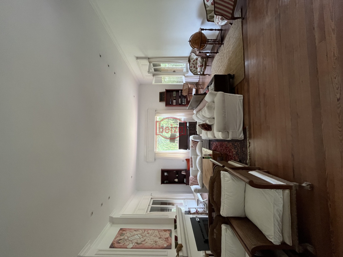 Casa ID.166021/Casa-en-Mansa,-5-dormitorios - Exclusiva CASA - CHACRA de 1.8 hectáreas. 