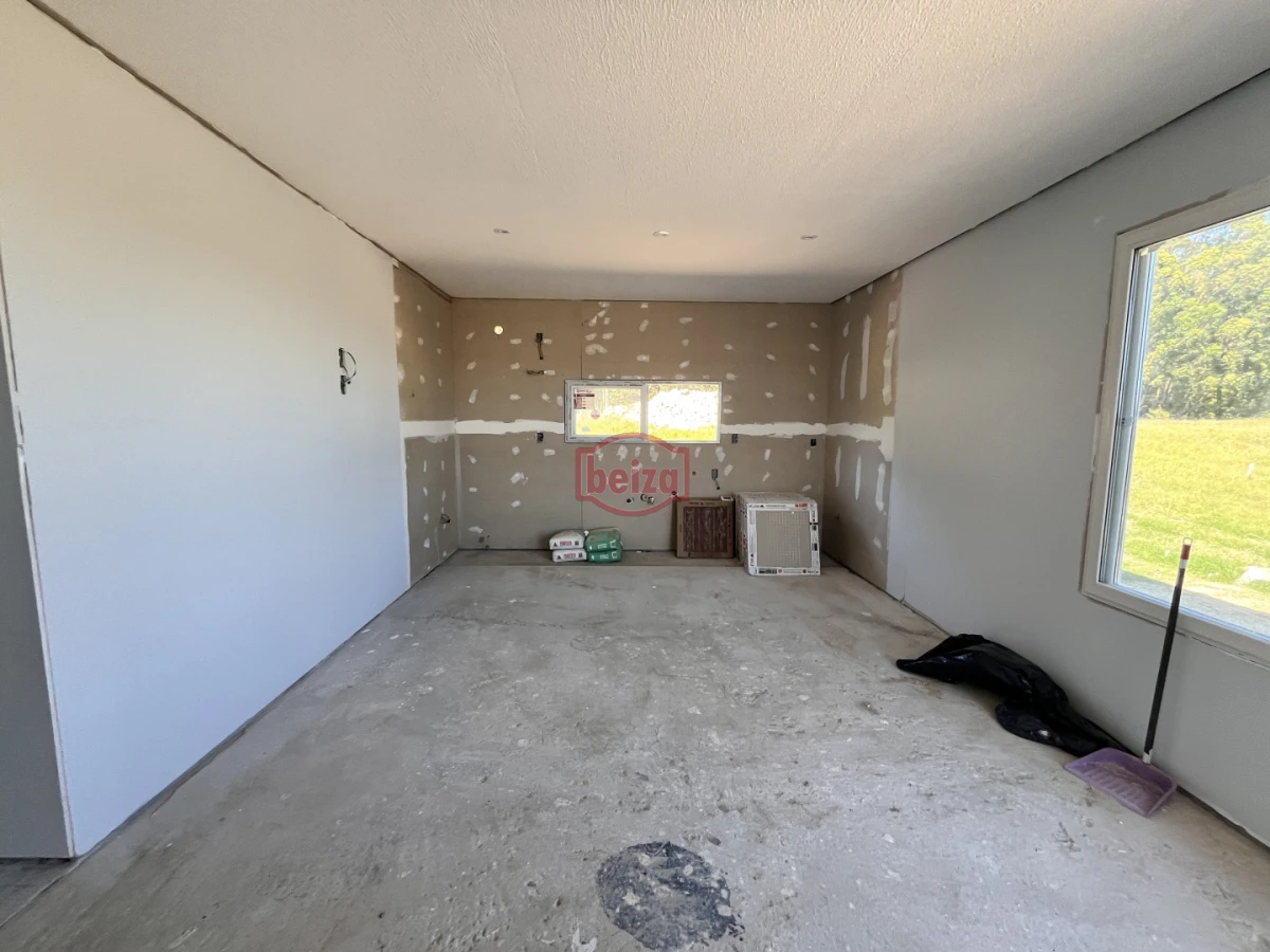 Casa ID.167067/Casa-a-solo-6-cuadras-de-la-Peatonal-Sarandí-de-la-ciudad-de-Maldonado - Venta casa ph 3 dorm barrio 4h