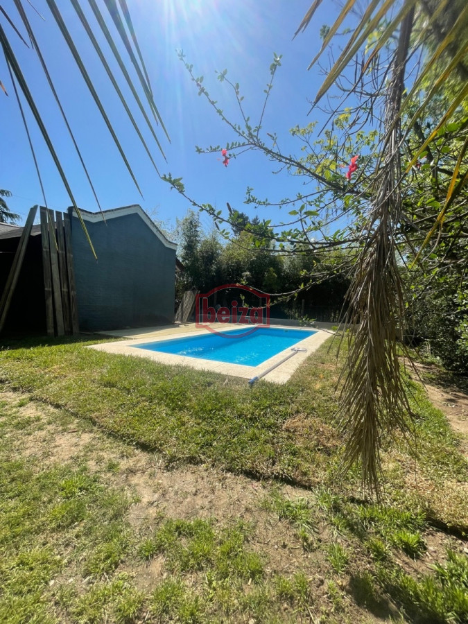 Casa ID.164699/barrio-privado- - casa con pileta de 3 dormitorios