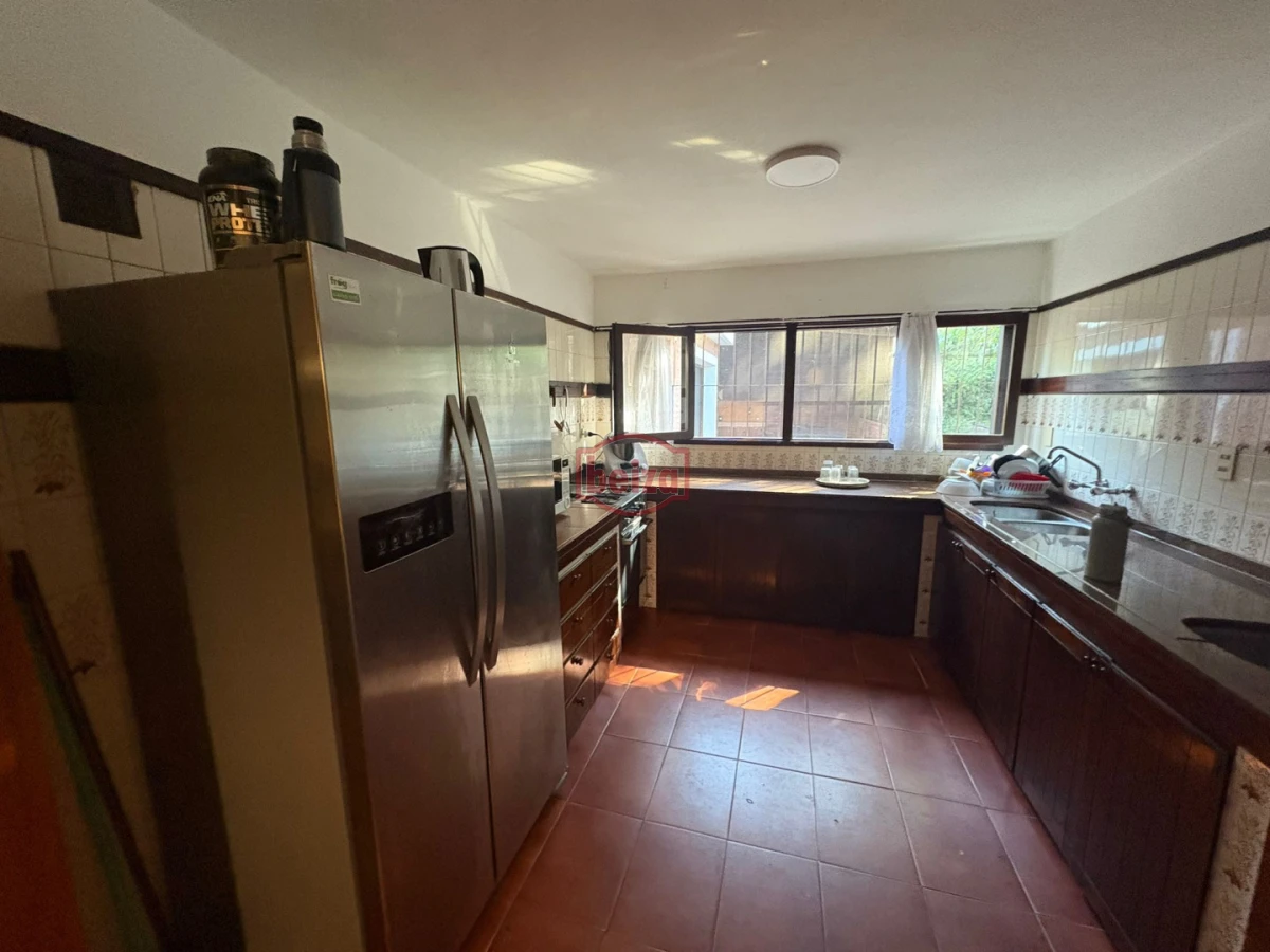 Casa ID.167018/venta-casa-con-amplios-ambientes - casa en venta ideal todo el año