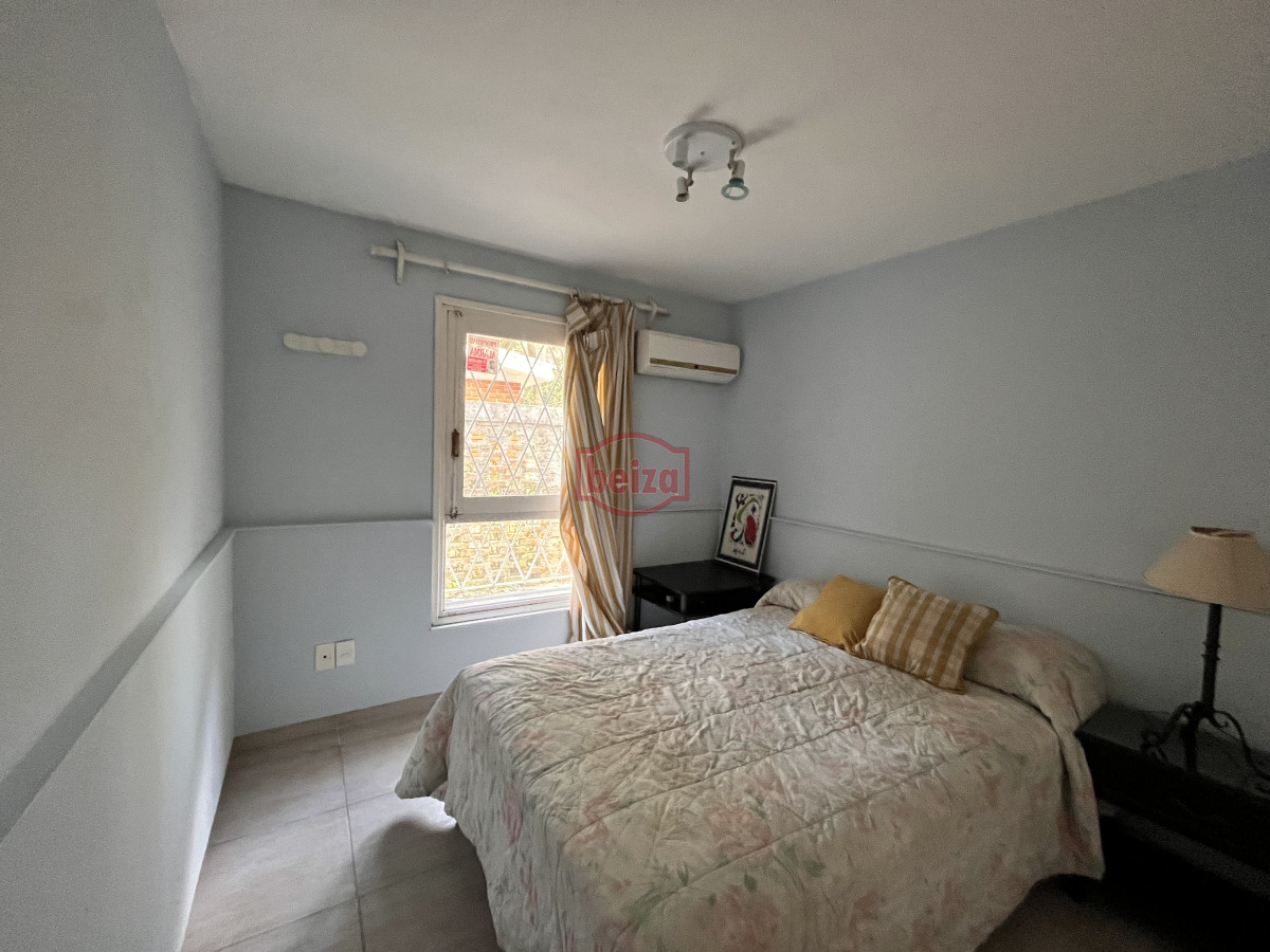 Casa ID.166840/Venta-de-Casa-4-dormitorios-en-Portezuelo,-Punta-del-Este. - Venta casa 5 dormitorios en Playa Mansa Punta del Este