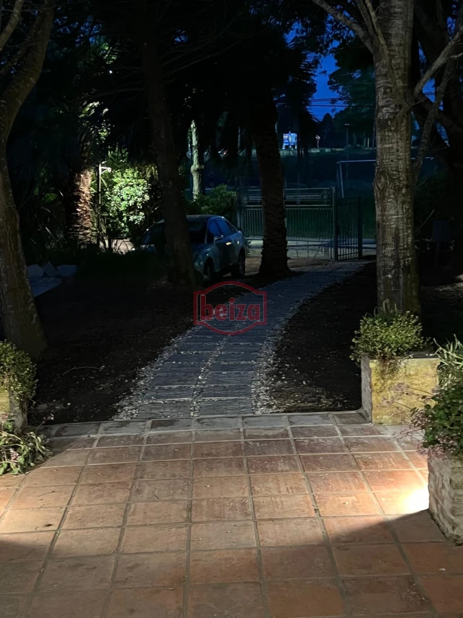 Casa ID.163162/Casa-en-Mansa--Pda-11--4-dormitorios-4-baños - Hermosa casa de 4 Dormitorios y 3 Baños