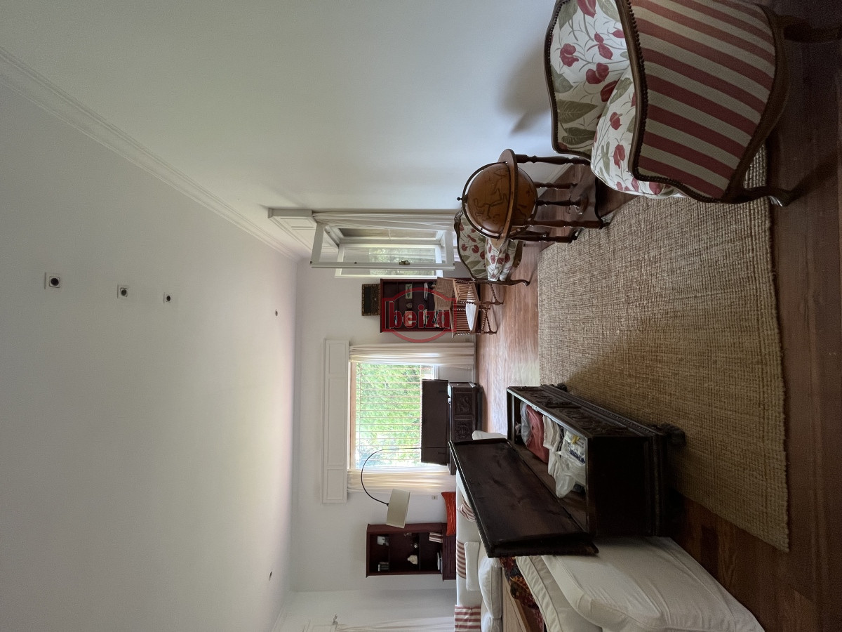 Casa ID.166021/Casa-en-Mansa,-5-dormitorios - Exclusiva CASA - CHACRA de 1.8 hectáreas. 