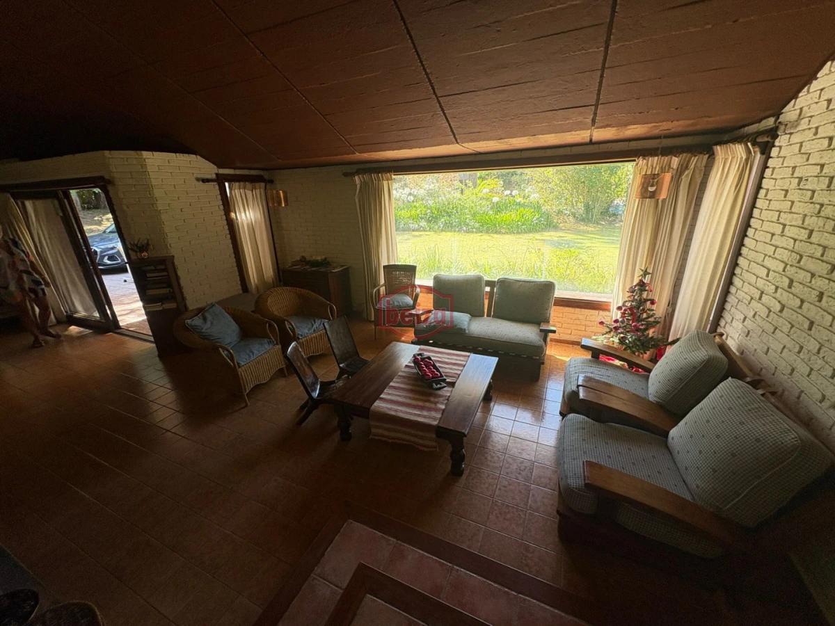 Casa ID.167018/venta-casa-con-amplios-ambientes - casa en venta ideal todo el año