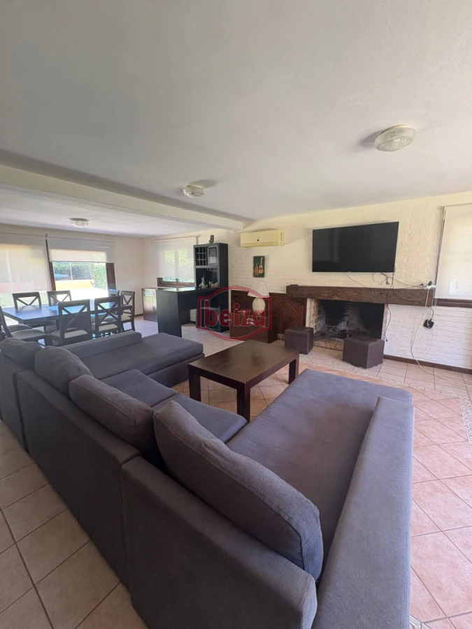 Casa ID.167008/mansa-una-cuadra-del-mar - Alquiler amplia casa 5 dormitorios