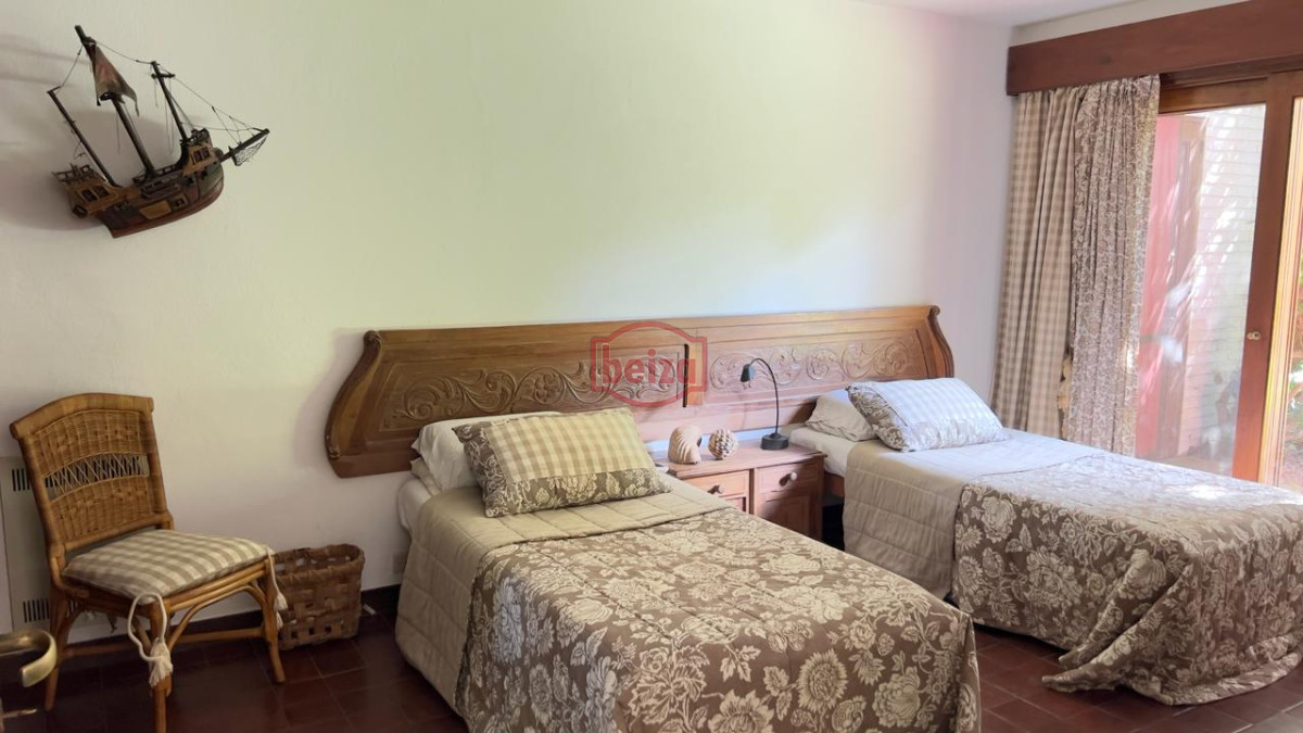 Casa ID.166394/alquiler-una-cuadra-del-mar-MANSA - Casa alquiler 5 dormitorios en San Rafael