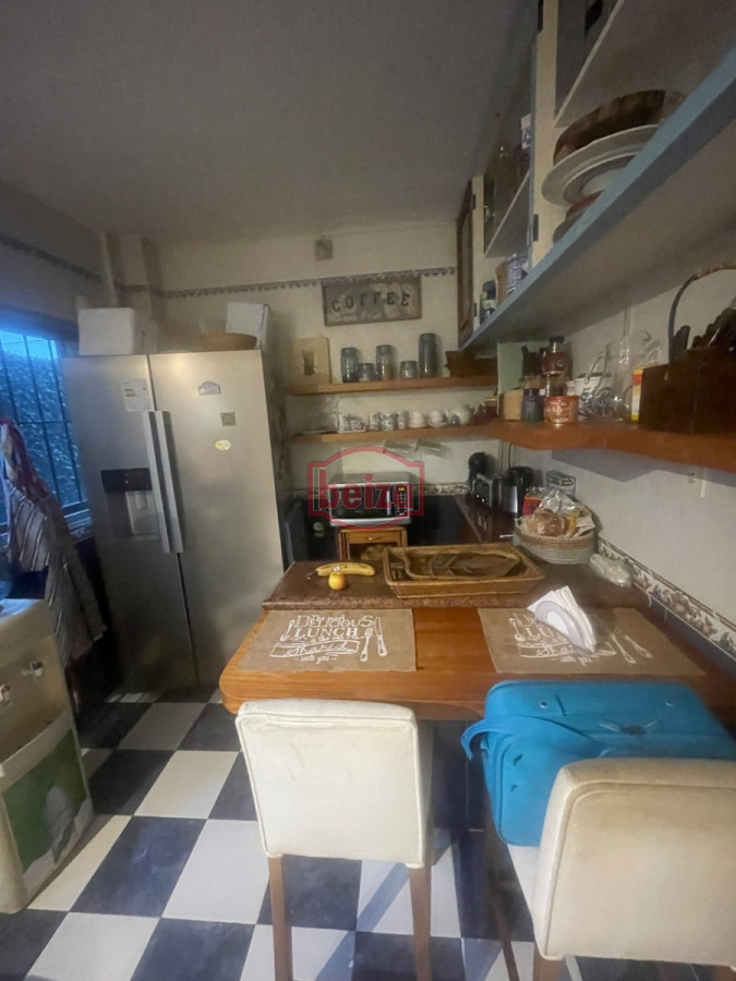 Casa ID.164834/En-venta-y-Alquiler..-imperdible-oportunidad..-a-metros-del-mar!!! - Venta en Mansa de 4 dormitorios pileta