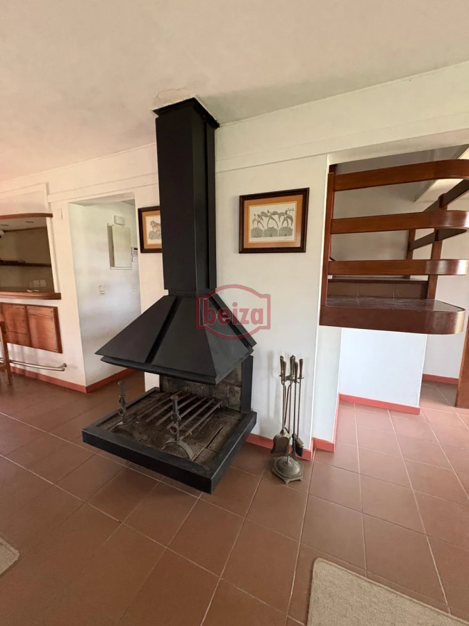 Casa ID.163391/Alquiler-casa-3-dormitorios - ALQUILER Casa  a 500 mts de la Playa Mansa 