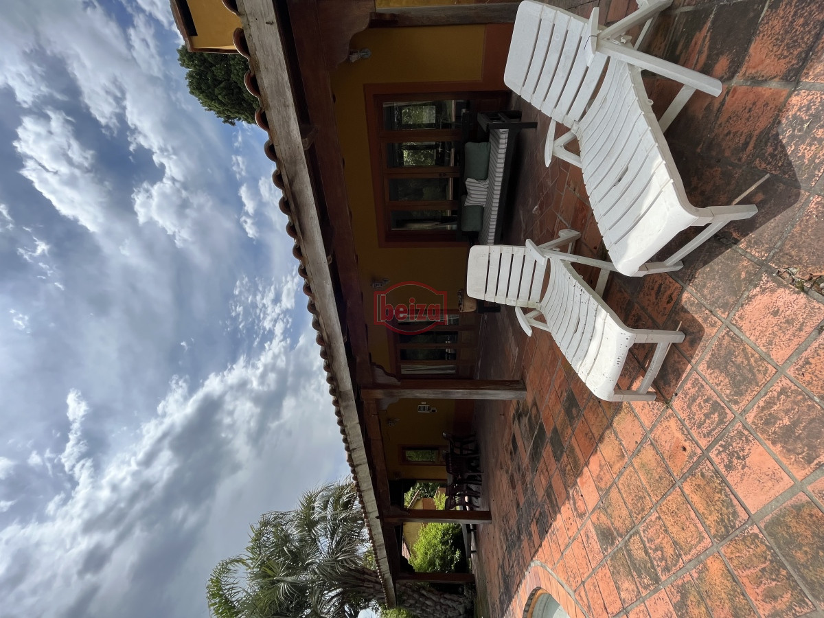 Casa ID.166021/Casa-en-Mansa,-5-dormitorios - Exclusiva CASA - CHACRA de 1.8 hectáreas. 