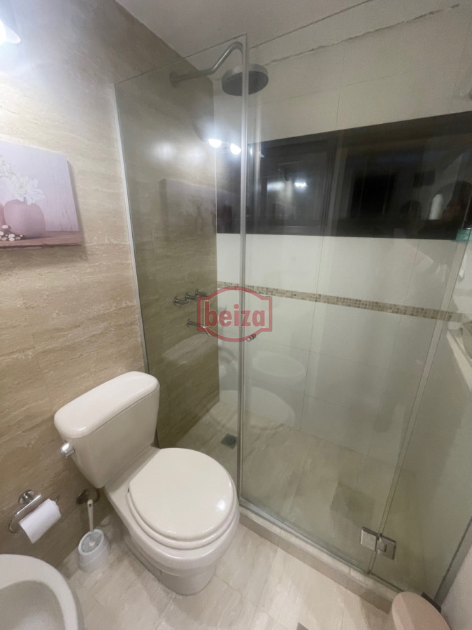 Casa ID.164834/En-venta-y-Alquiler..-imperdible-oportunidad..-a-metros-del-mar!!! - Venta en Mansa de 4 dormitorios pileta