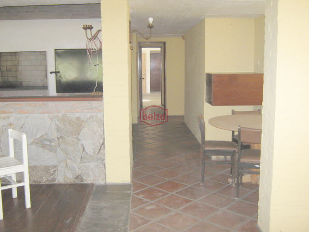 Local Comercial ID.163478/Local-comercial-en-Solanas - Local en Punta del Este, Lugano