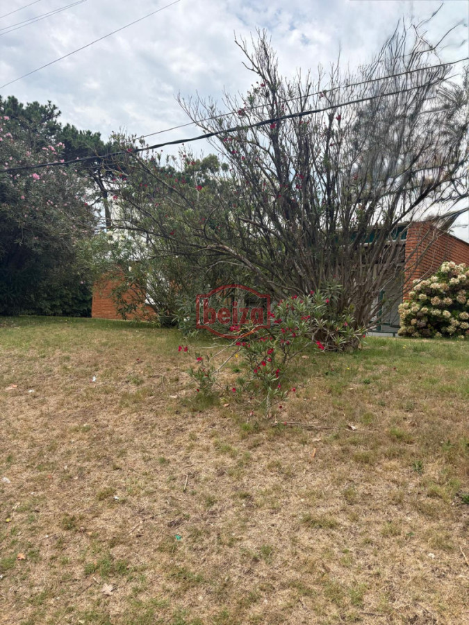 Terreno ID.166639/Terreno-en-Laguna-Estates-5690m2 - casa con 808 metros, cerca del mar
