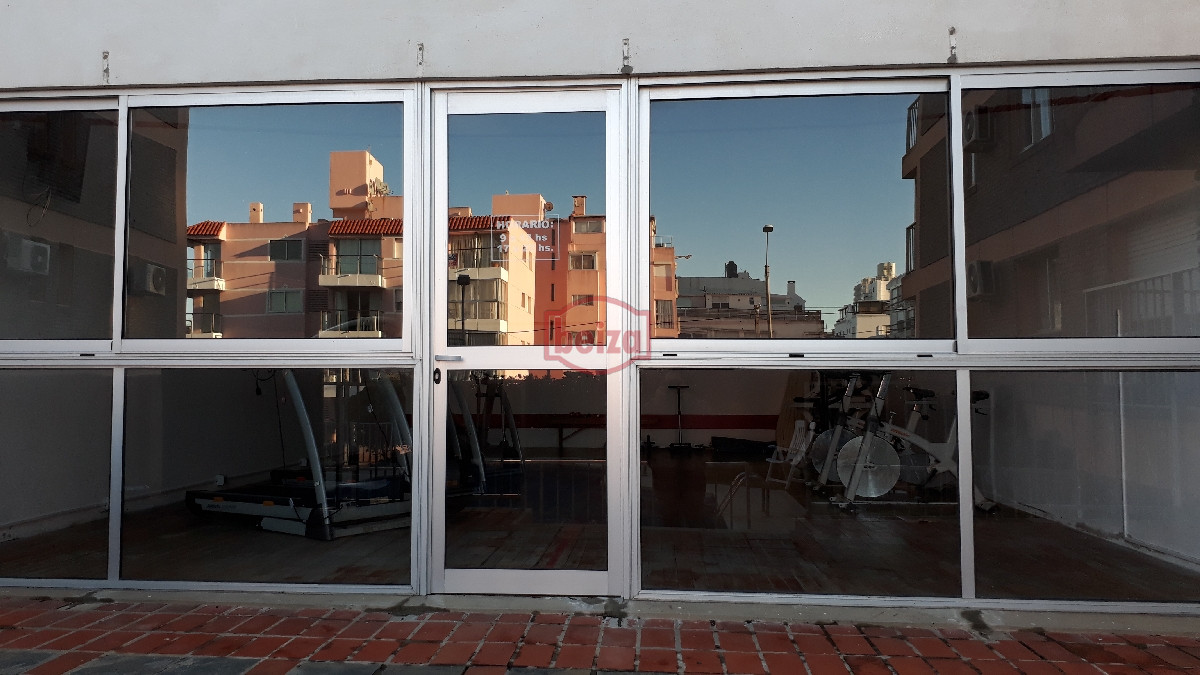 Apartamento ID.163643 - Un dormitorio - Céntrico  pero a 100  metros de la playa