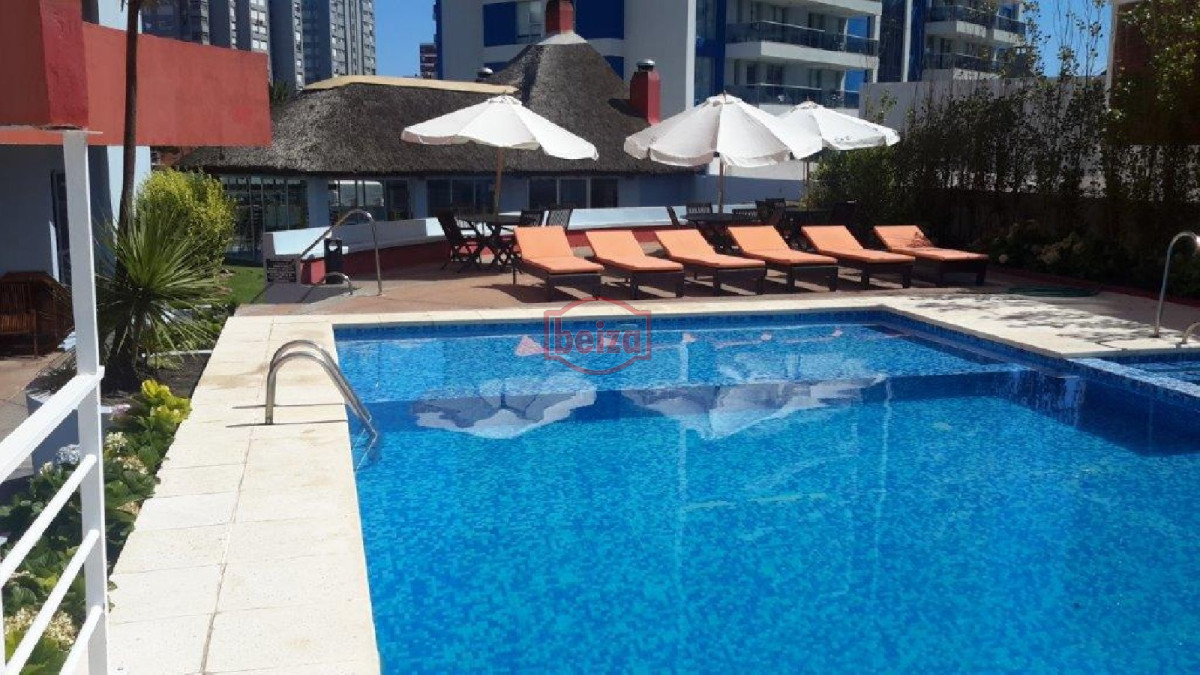 Apartamento ID.161172/Apartamento-en-Mansa,-1-dormitorio-y-medio - Apartamento en Brava, 2 dormitorios *