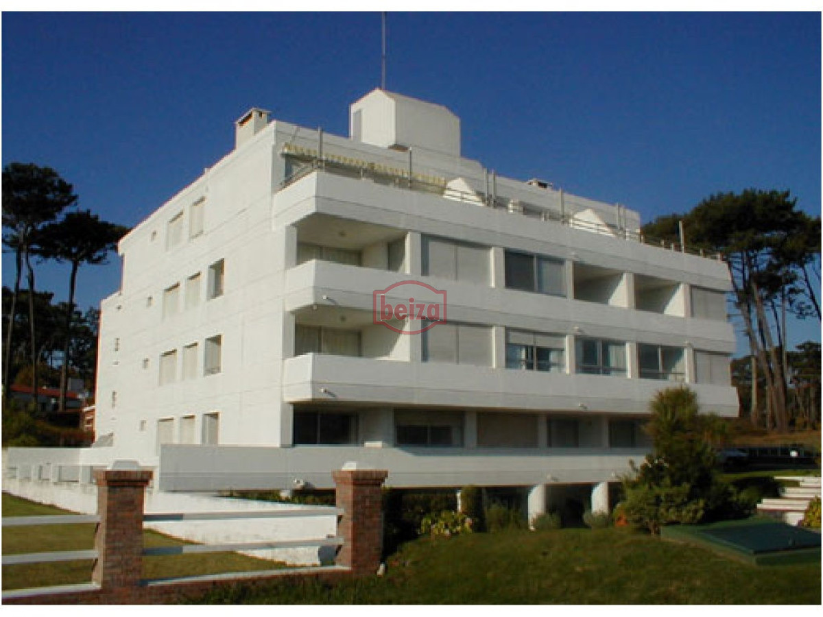 Apartamento ID.162323/Apartamento-en-Roosevelt,-1-dormitorios-* - Venta Apartamento 3 dormitorios en la Mansa