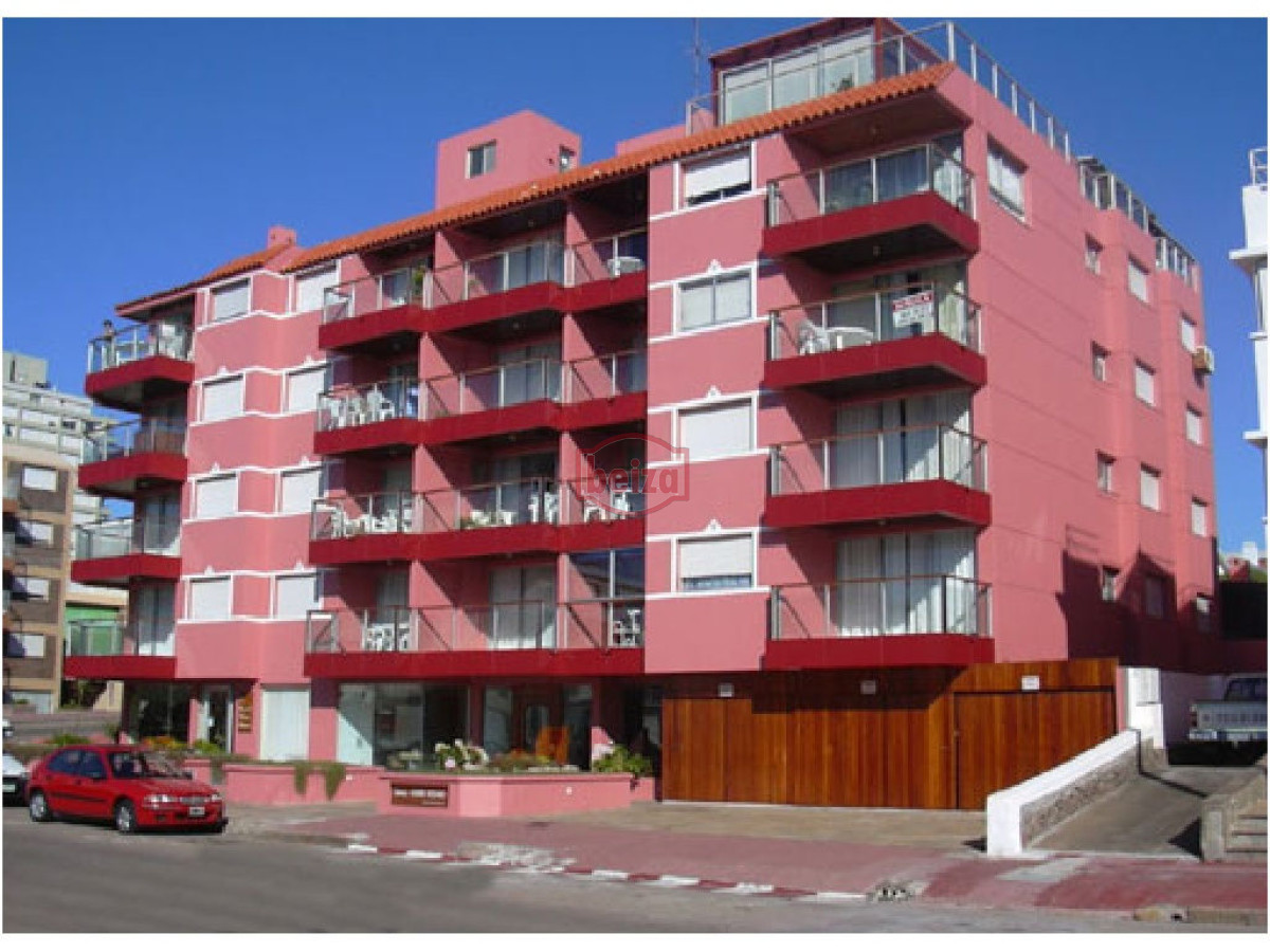 Apartamento ID.160039/Apartamentos-en-Venta--Beiza-Propiedades - Apartamento en Peninsula, 2 dormitorios *