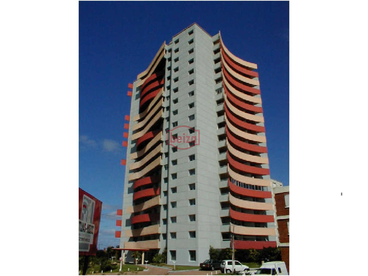 Apartamento ID.161172/Apartamento-en-Mansa,-1-dormitorio-y-medio - Apartamento en Brava, 2 dormitorios *
