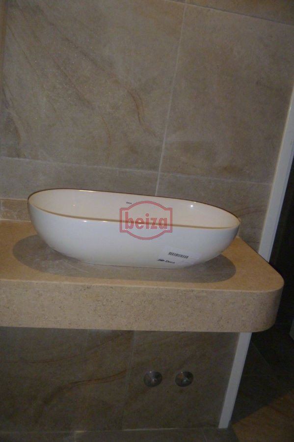 Apartamento ID.162909/VENTA-A-pasos-del-puerto--2-dormitorios-2-baños-con-garage - 2 Dormitorios y medio. Variedad de amenities.