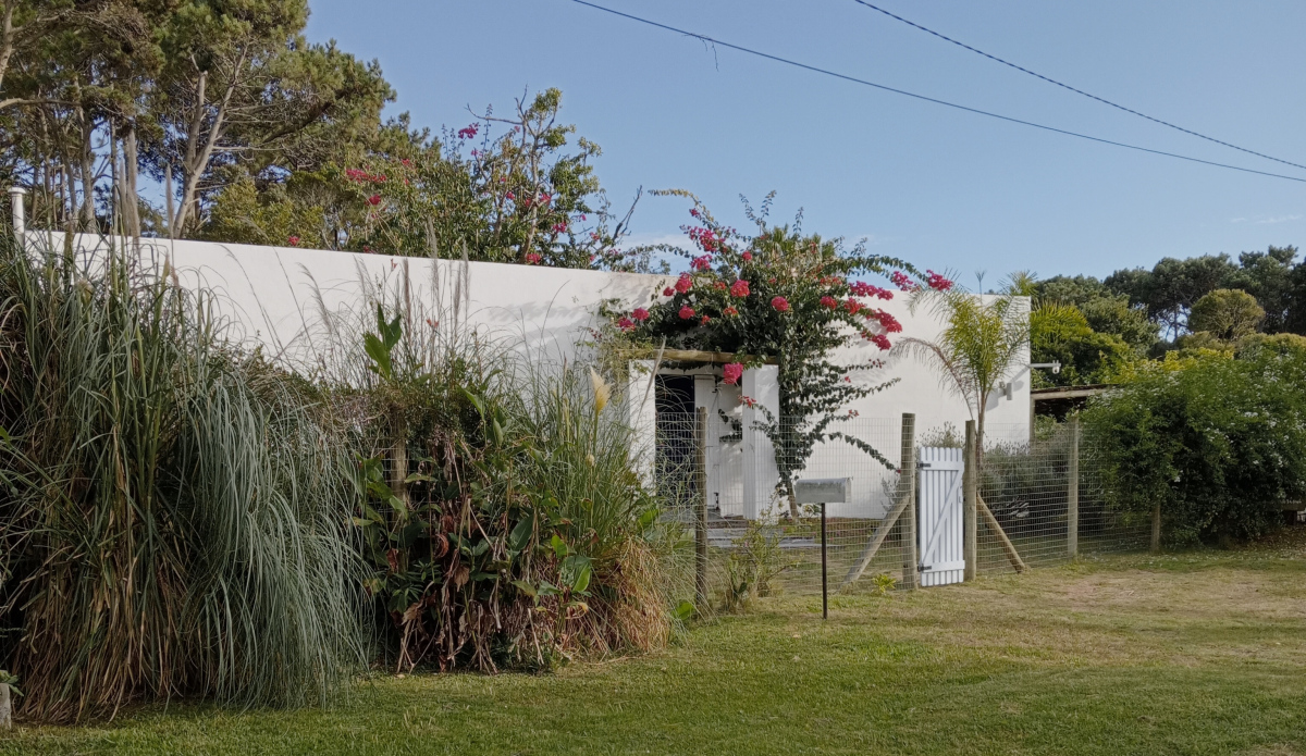  Venta de Casa en Punta del Este, 4 dormitorios, Playa Brava!