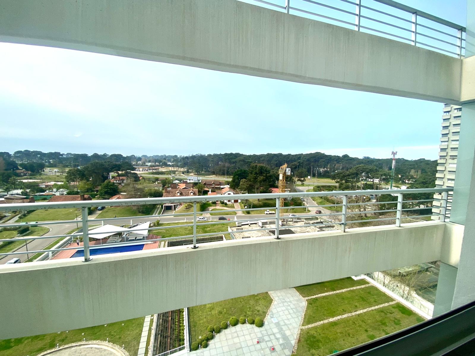  Alquiler departamento 1 dormitorio Roosevelt Punta del Este