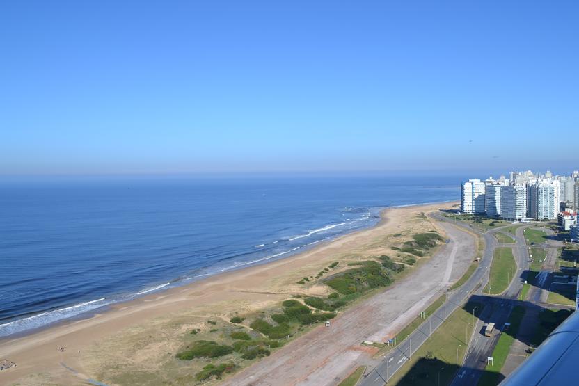  Apartamento en Brava en Venta y alquiler 