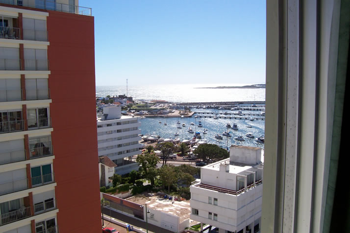  Apartamento en Alquiler 2 Dormitorios