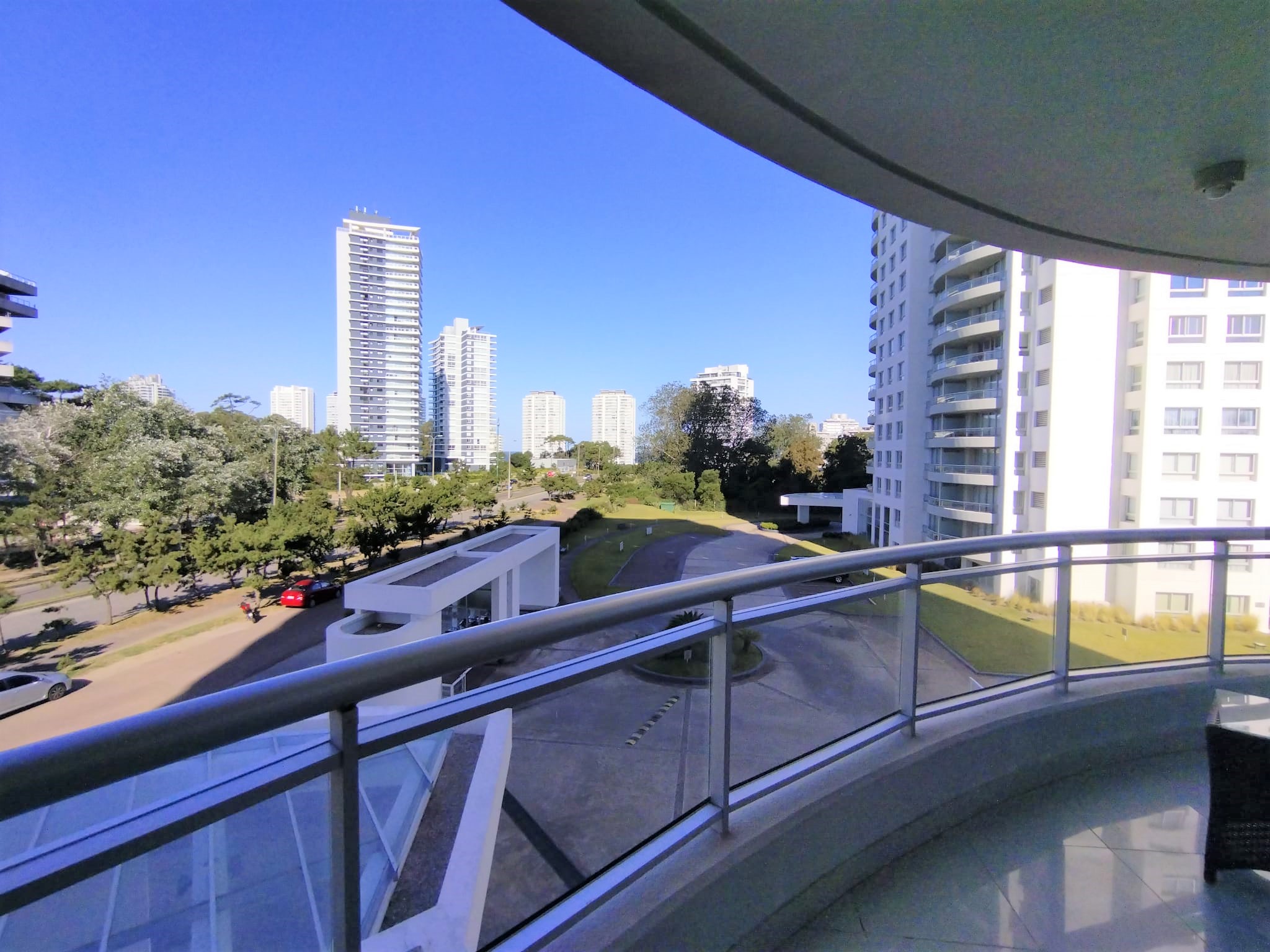  Venta departamento con 4 suites brava 