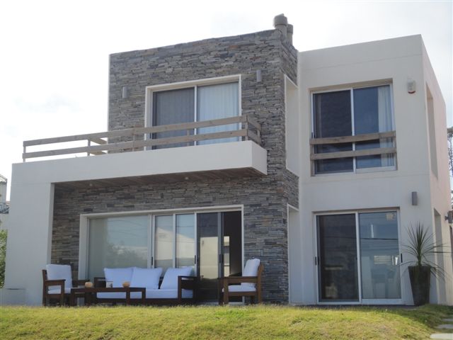  Casa en Montoya de 4 dormitorios 