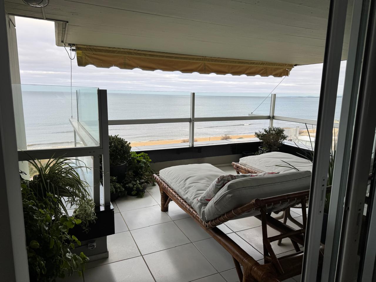  Apartamento en Mansa - Punta del Este