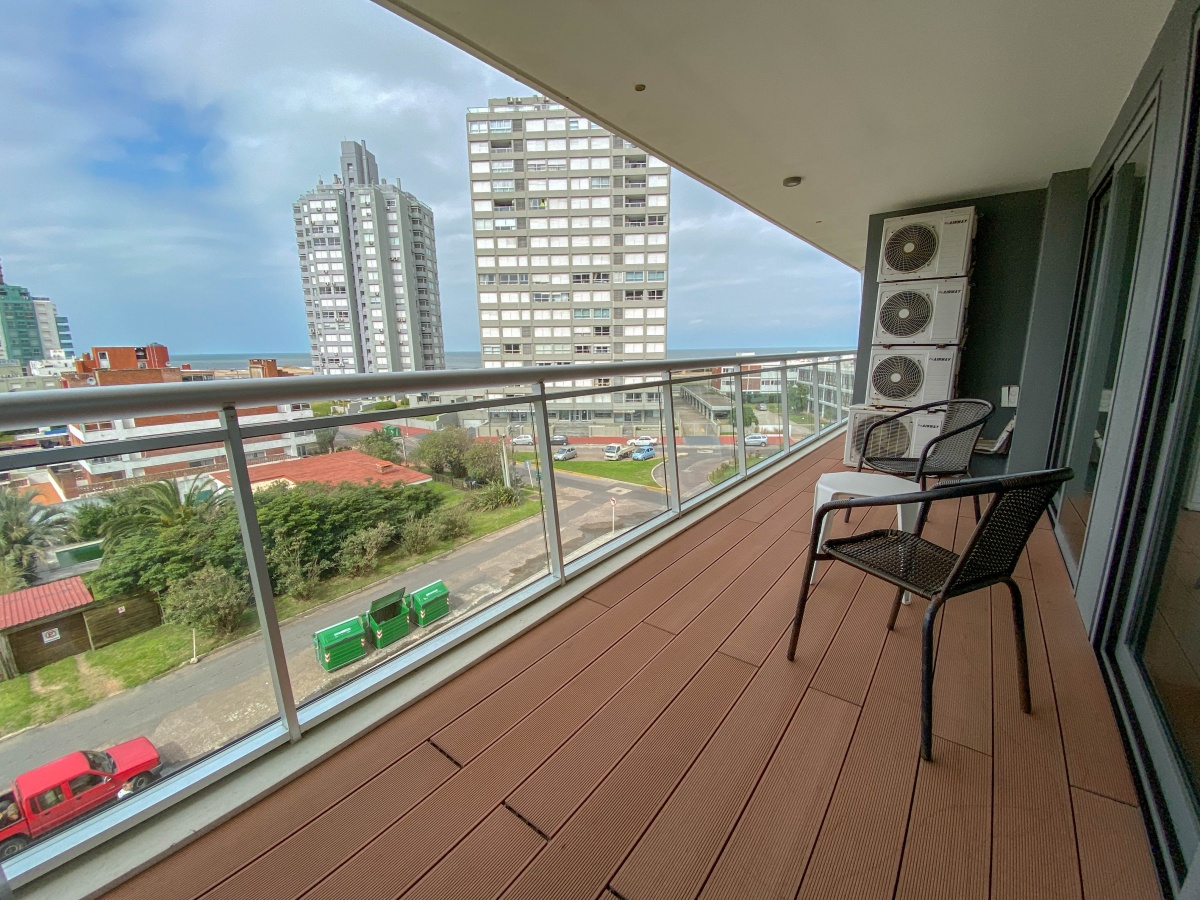  Amplio apartamento en brava, 3 dormitorios