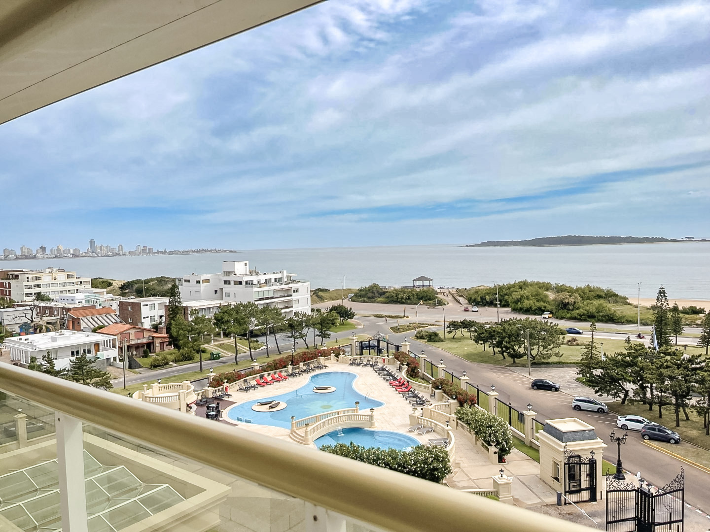  Apartamento en alquiler anual en Le Jardin Residence - Playa Mansa