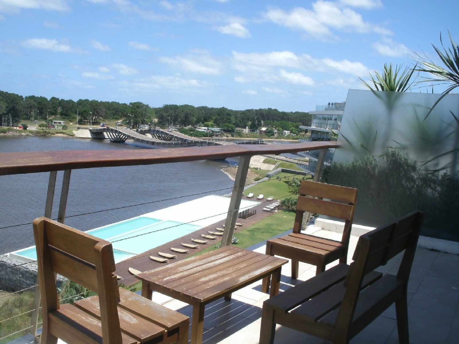  Departamento en venta y alquiler - LA BARRA - 3 dormitorios