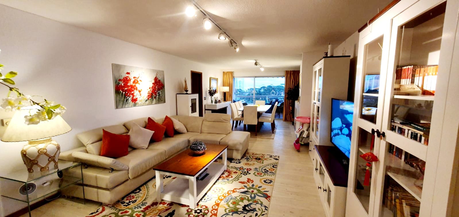  Apartamento en Venta de 3 dormitorios en Roosevelt , Punta del este 