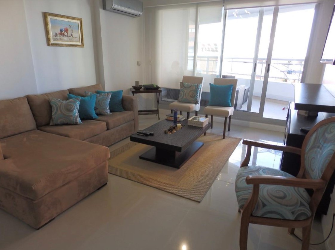  Departamento de 3 dormitorios en Edificio Forest Tower  , Punta del Este 