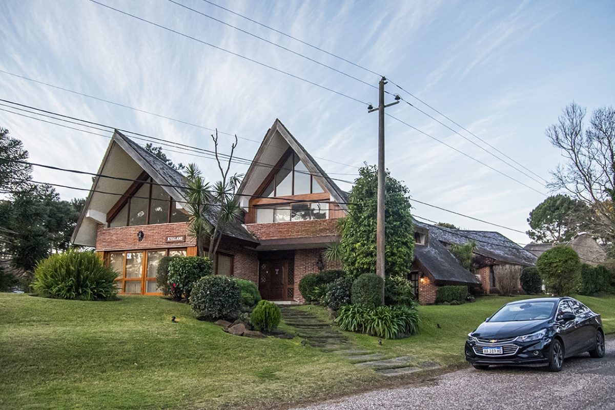  Hermosa casa en venta en Punta del Este