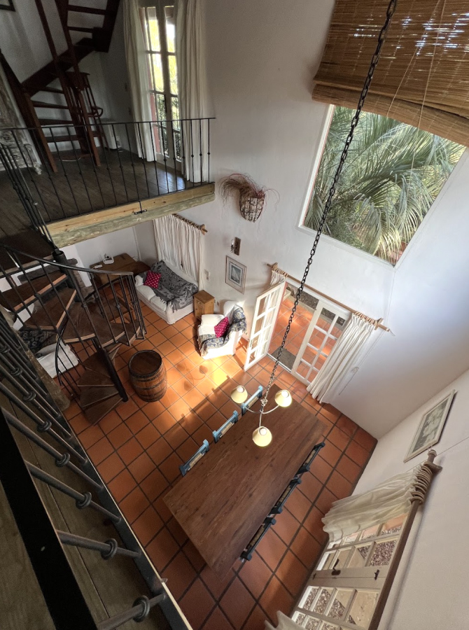  MONTOYA, entorno natural, 5 dormitorios. Alquiler anual.