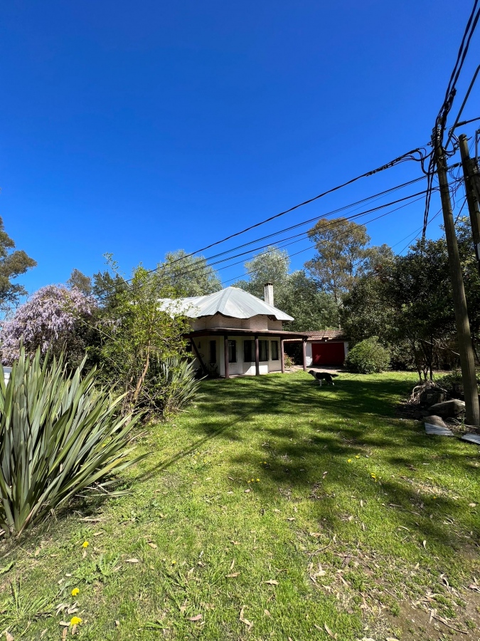  Venta de casa con 3 dormitorios, en El Tesoro La Barra , 2 baños, parrillero.