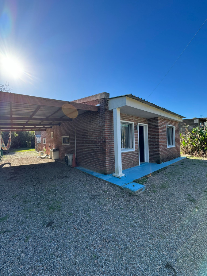  Alquiler Invernal, Casa en La Barra, 3 dormitorios, a solo dos cuadras del Arroyo