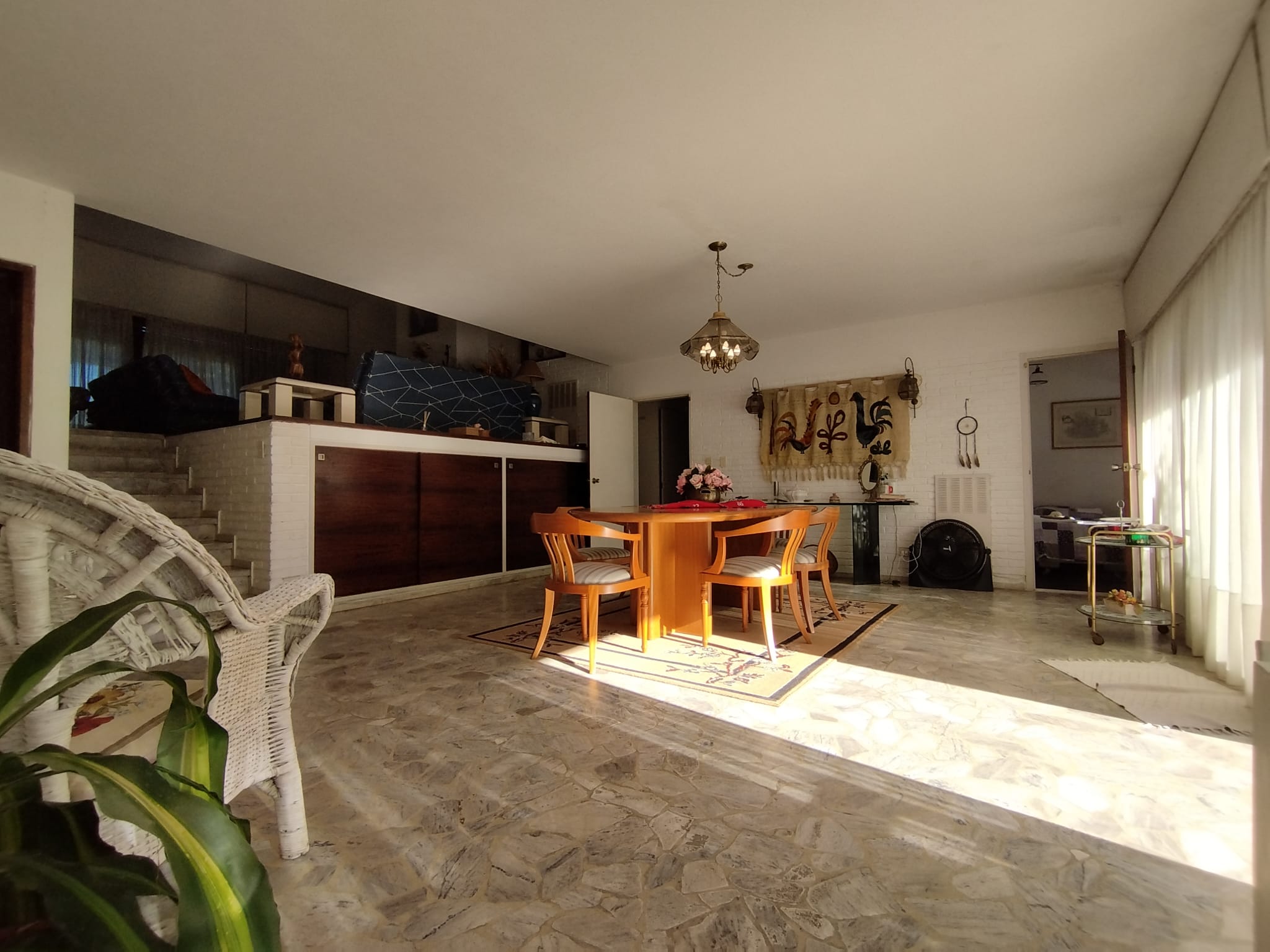  Venta y alquiler de casa en playa mansa Punta del Esate de 4 dormitorios 