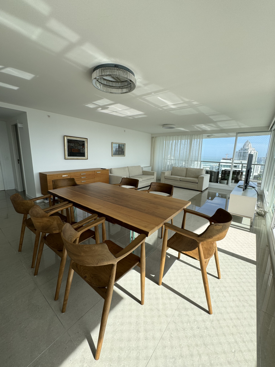  Apartamento En Venta Torre One I Excelente Estado