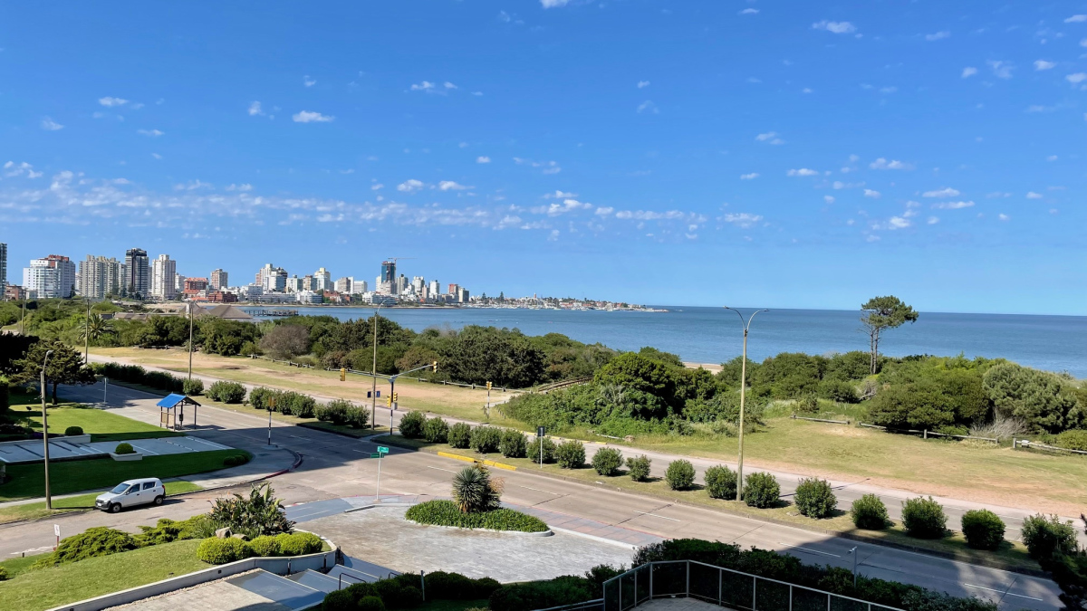  Pda 6 Playa Mansa Punta del Este. Disponible 1er quincena de enero