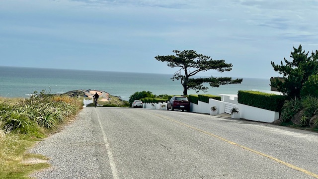  Oportunidad en Punta Ballena. Venta de Apartamento Duplex tipo Casa