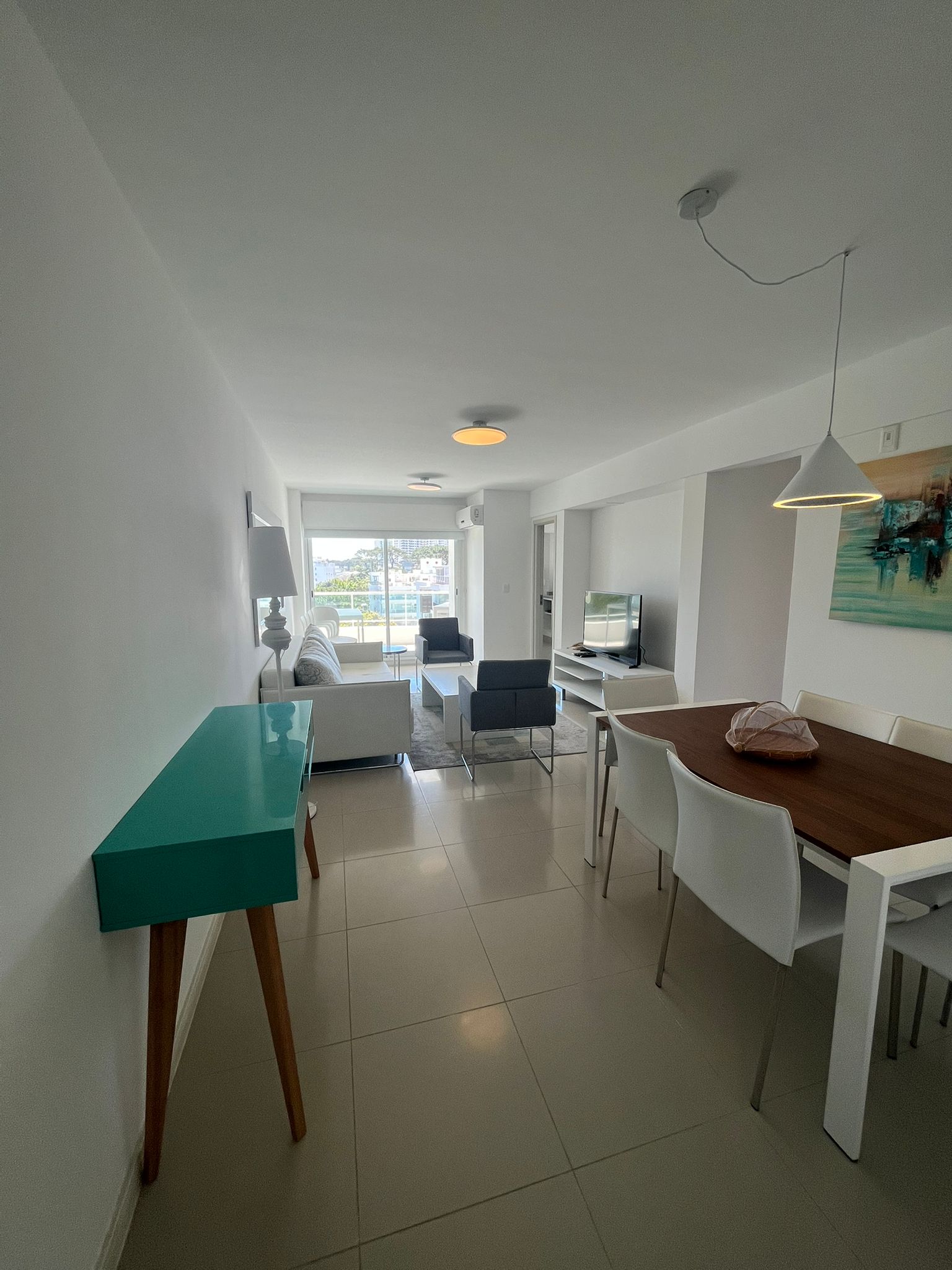 https://ri.com.uy/inmobiliarias/262/fotos/apartamentos/6017be007c5ea922a61e95b257106592.jpg