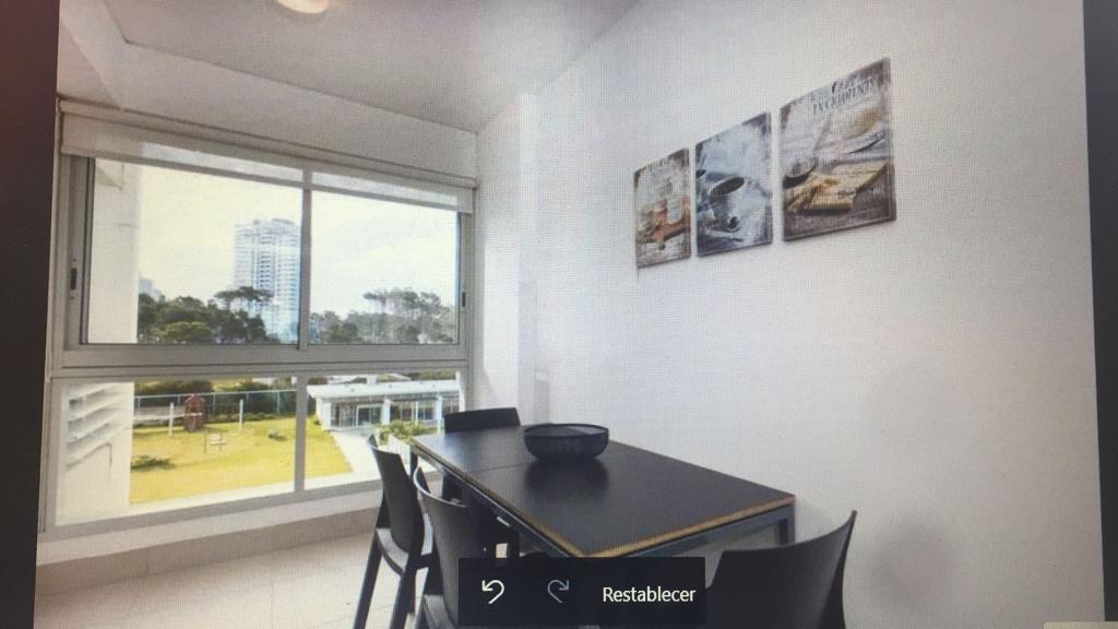 https://ri.com.uy/inmobiliarias/262/fotos/apartamentos/a451a720dc16b9c1d208b784b34b1a2c.jpg
